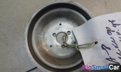 Шкив водяного насоса помпы от Audi A8 D3 2002-2010 - купить Санкт-Петербурге