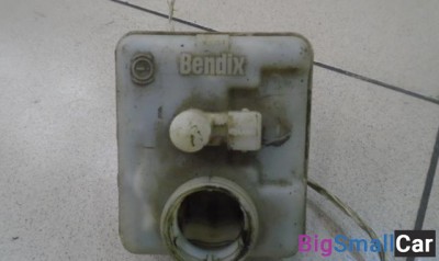 Бачок главного тормозного цилиндра от Peugeot 406 1995-2005 - купить Санкт-Петербурге