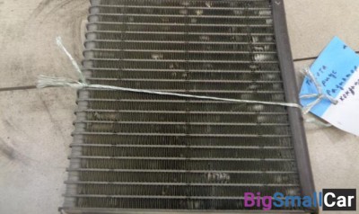 Испаритель кондиционера от Toyota Prius 1997-2003 - купить Санкт-Петербурге
