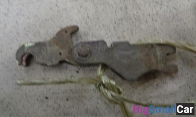 Рычаг заднего тормозного механизма правый от Kia Sorento 2002-2009 - купить Санкт-Петербурге