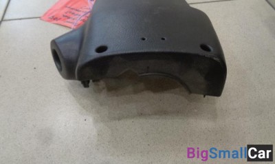 Кожух рулевой колонки нижний от Peugeot 307  2001-2008 - купить Санкт-Петербурге