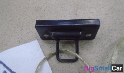 Ответная часть замка бардачка от Nissan Almera N16 2000-2006 - купить Санкт-Петербурге