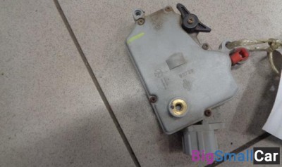 Активатор замка двери задней левой от Nissan Primera P11 1995-2002 - купить Санкт-Петербурге