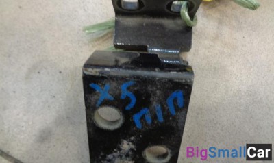 Петля двери передней левой верхняя от BMW X5 E53 1999-2006 - купить Санкт-Петербурге