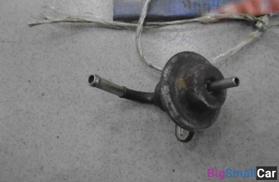 Регулятор давления топлива от Toyota Carina E 1992-1997