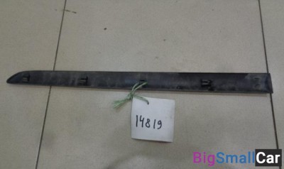 Молдинг задней правой двери от Peugeot 207  2006-2012 - купить Санкт-Петербурге