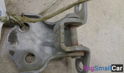 Петля двери передней левой нижняя от Subaru Outback BG 1994-1999 - купить Санкт-Петербурге