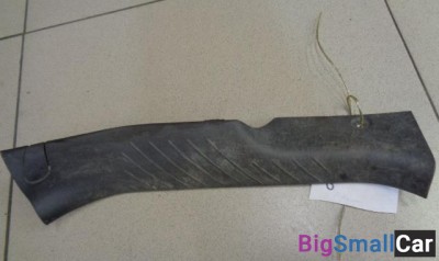 Накладка порога внутренняя задняя правая от Ford Escape 2000-2006 - купить Санкт-Петербурге