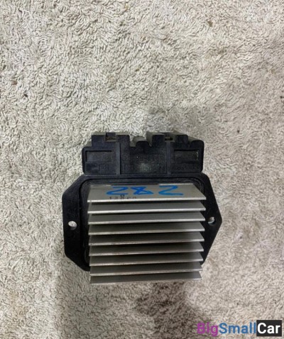 Резистор печки Toyota Prius20 - купить Санкт-Петербурге