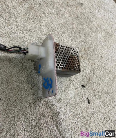 Резистор печки Mitsubishi Pajero Sport - купить Санкт-Петербурге