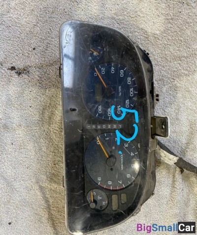 Панель приборов Subaru Forester - купить Санкт-Петербурге