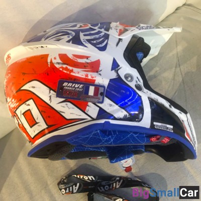 Шлем AIROH Aviator2.2 Six Days 2018 red/blue M AV22SD855 - купить Санкт-Петербурге