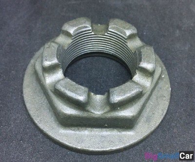 Гайка хвостовика редуктора Hyundai HD 533717B900 - купить Санкт-Петербурге