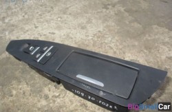 Кнопка стеклоподъемников задн. (61 Общее э/оборудование автомобиля) 613193521831 - купить Санкт-Петербурге