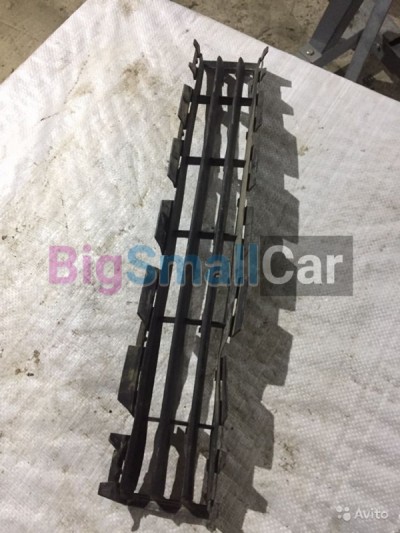 Решетка Переднего бампера Renault Megane 2 рено ме - купить Санкт-Петербурге